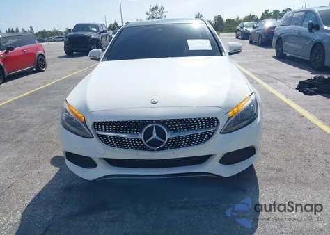 2016 Mercedes-Benz C 300 4Matic/Luxury 4Matic/Sport 4Matic from USA, damaged, VIN WDDWF4KB4GR143964